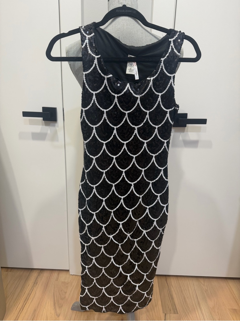 Black Sequin Scallop Sheath Dress